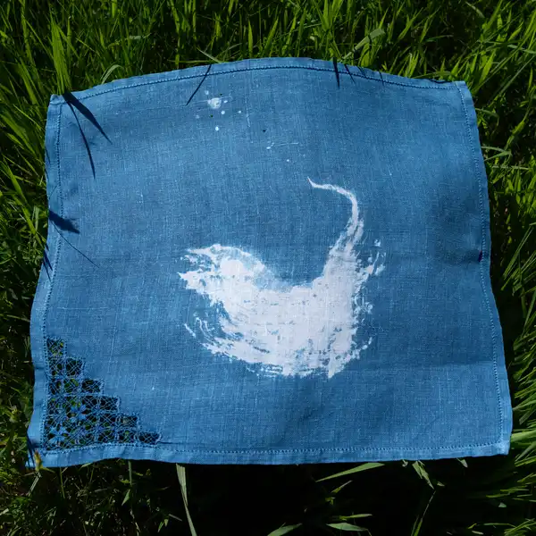 Natural indigo dye with resist technique. On ancient fabric : coton & linen with embroidery. Set of Six - 2024.
40 cm x 40 cm 16 inches x 16 inches